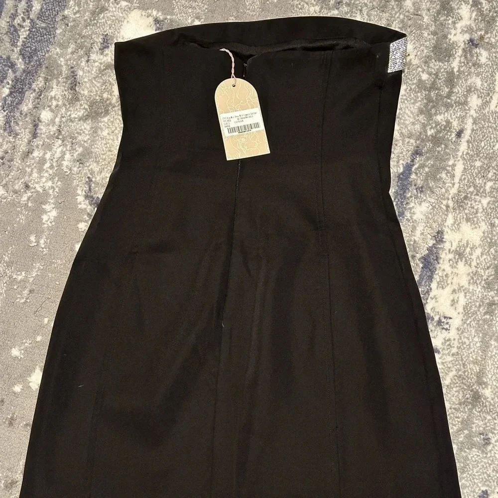 Little black dress - Picture 4 of 6